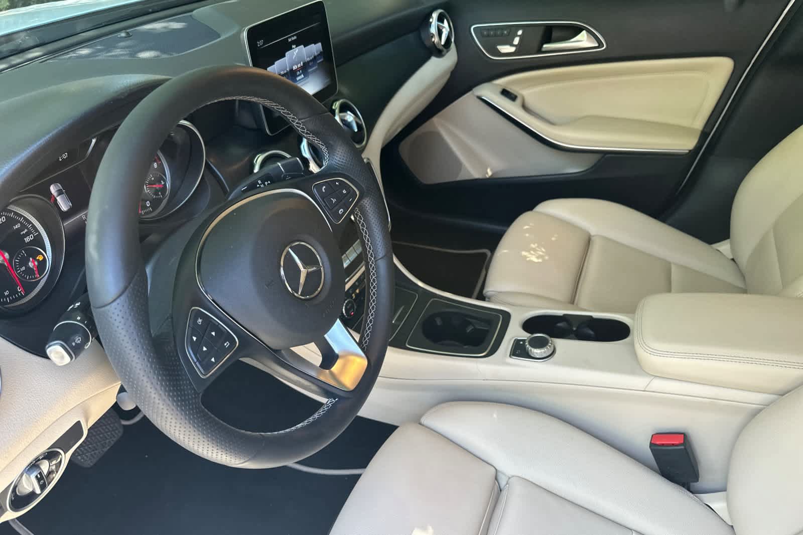 Used 2019 Mercedes-Benz GLA 250 image 9
