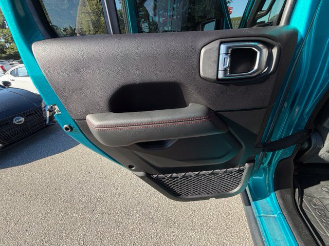 Used 2019 Jeep Wrangler Unlimited Rubicon AWD/4WD image 15