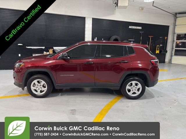 Used 2022 Jeep Compass Sport image 4