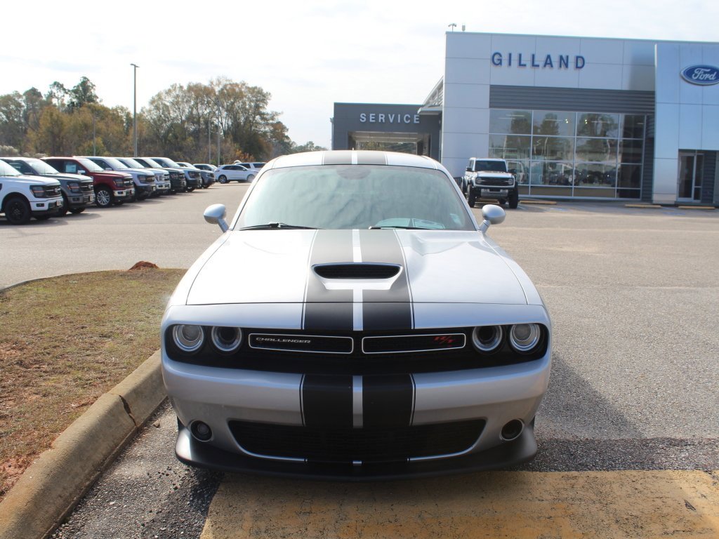 Used 2022 Dodge Challenger R/T w/ Plus Package image 13