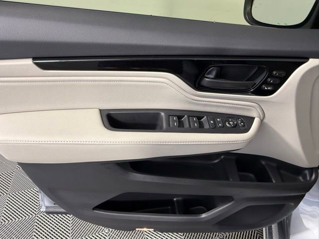 New 2026 Honda Odyssey Touring image 14