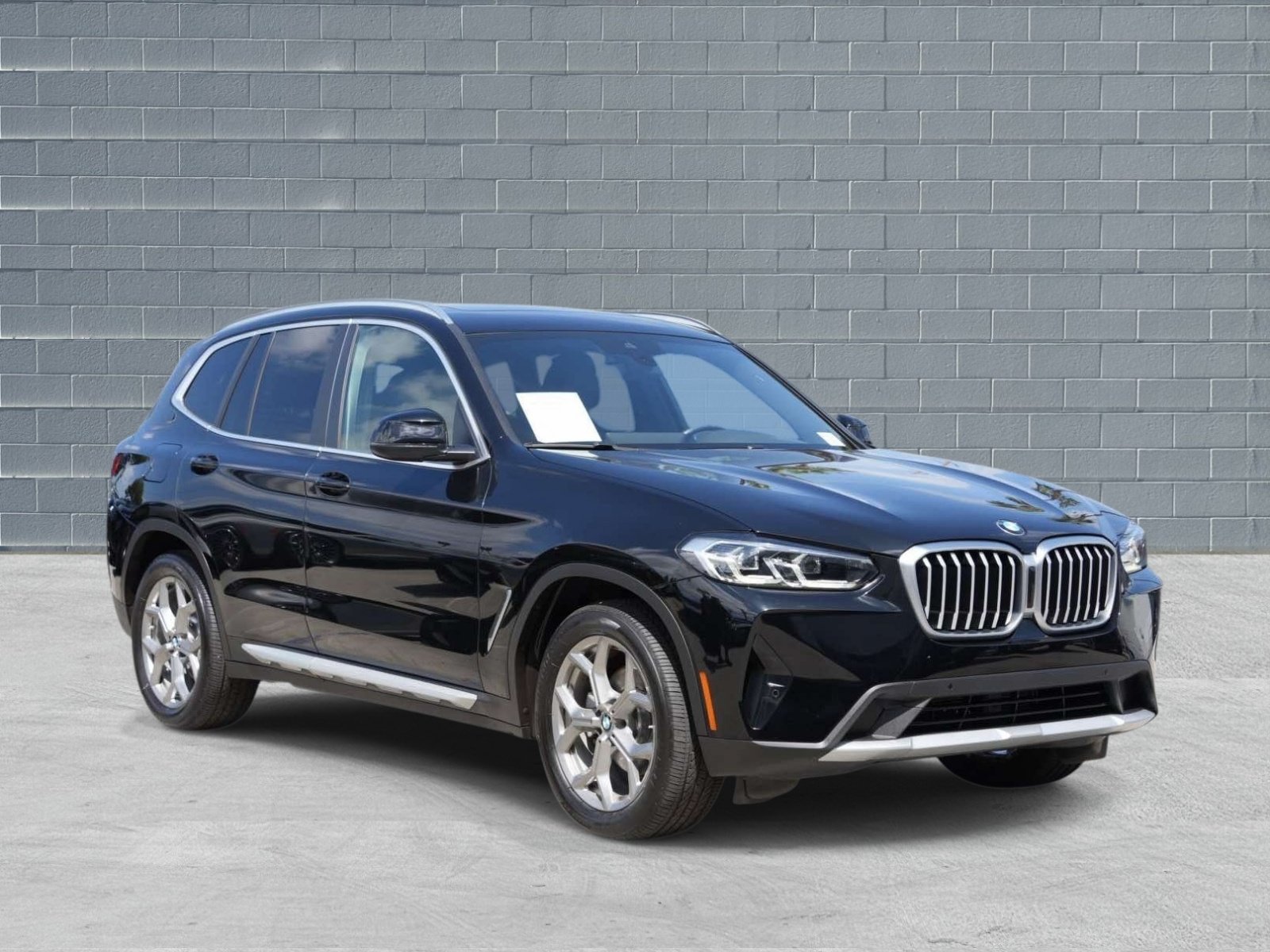 Used 2023 BMW X3 sDrive30i w/ Premium Package RWD image 1