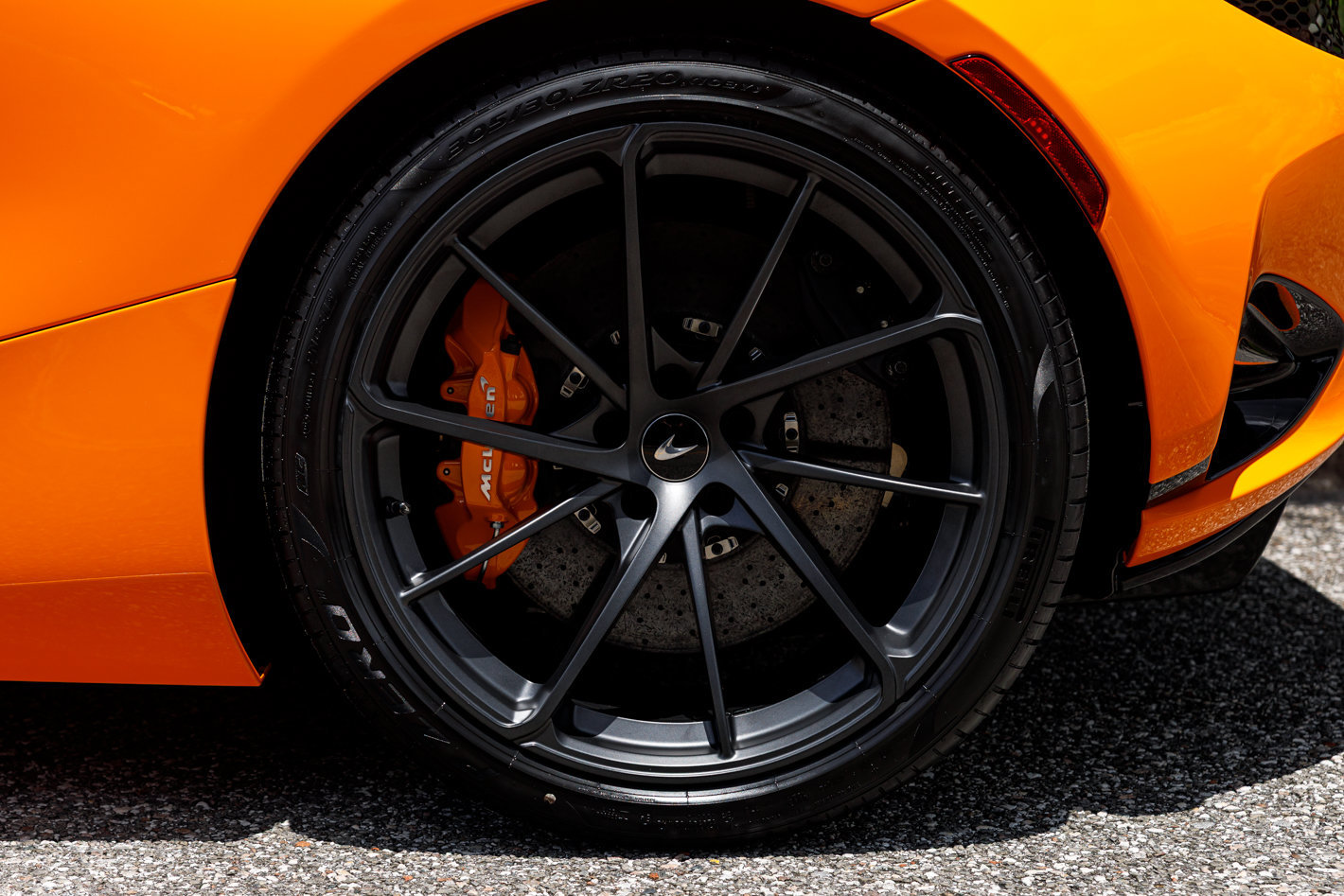 New 2027 McLaren 750S RWD image 29