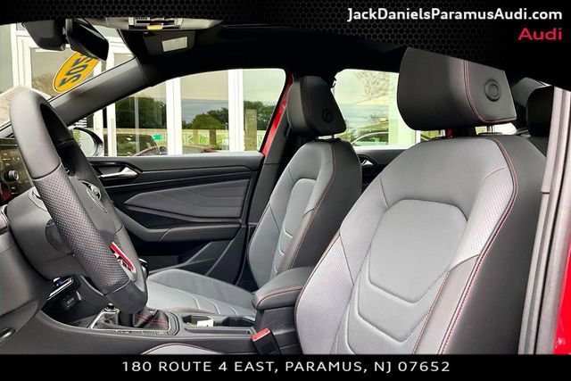 Used 2025 Volkswagen Jetta GLI Autobahn w/ GLI Black Package FWD image 15