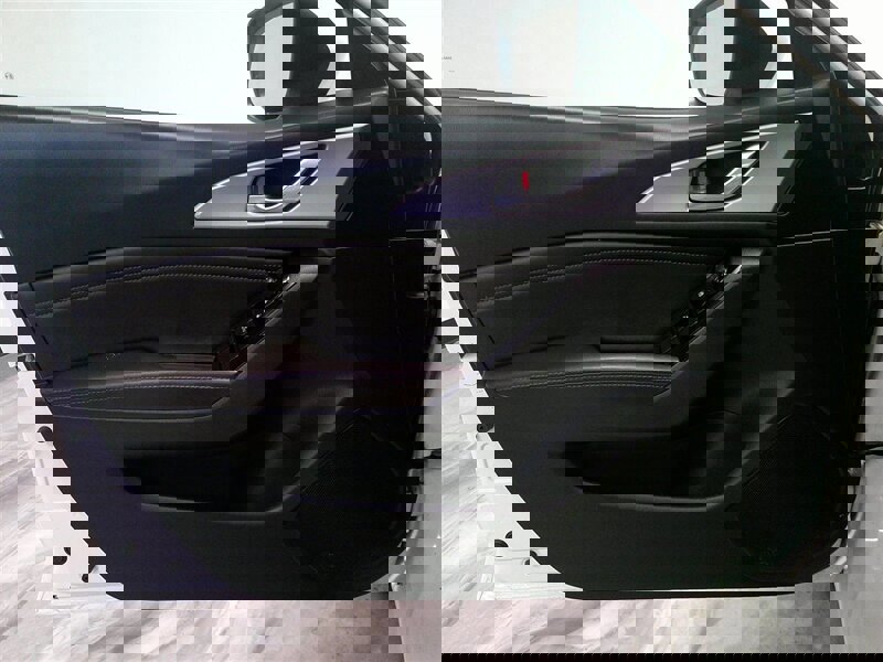 Used 2017 MAZDA MAZDA3 Touring image 33