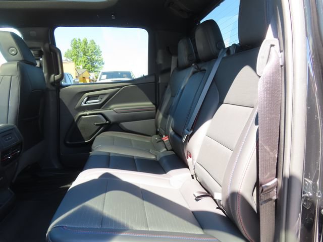 Used 2025 Chevrolet Silverado EV RST AWD/4WD image 41