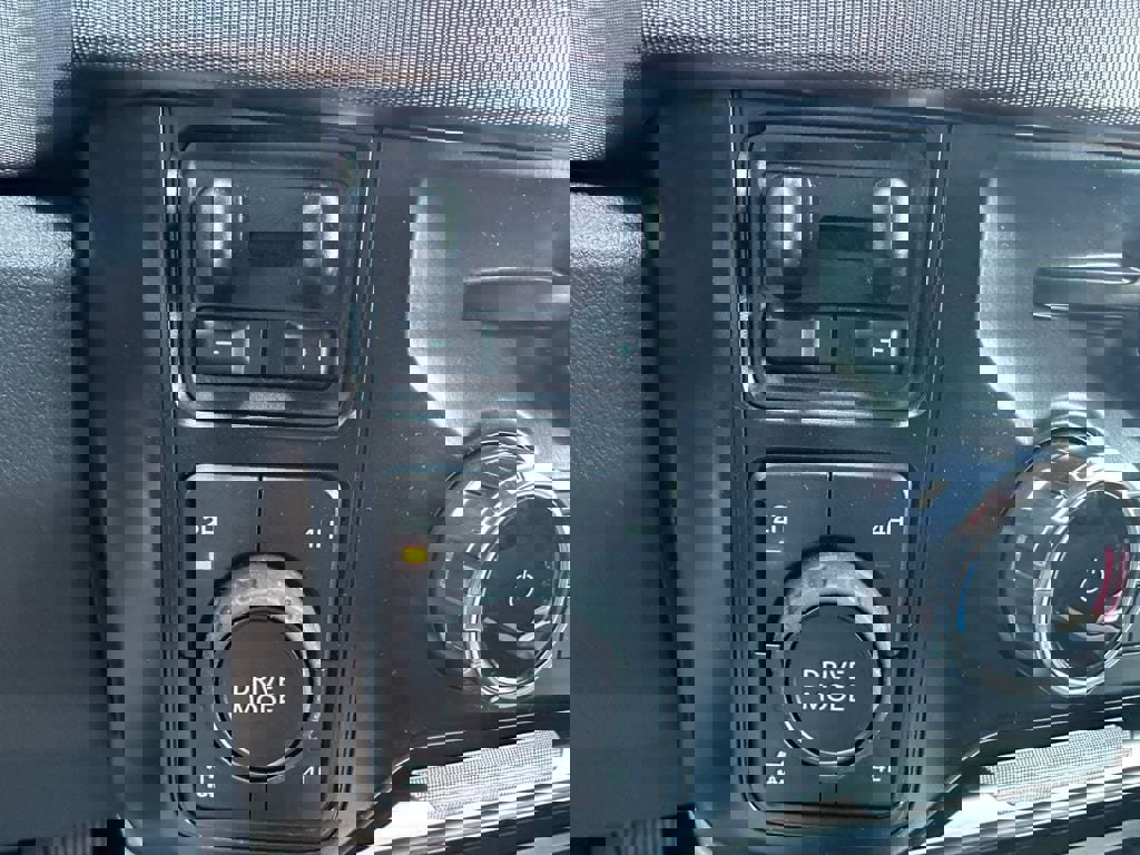 New 2025 Ford F350 Platinum image 11