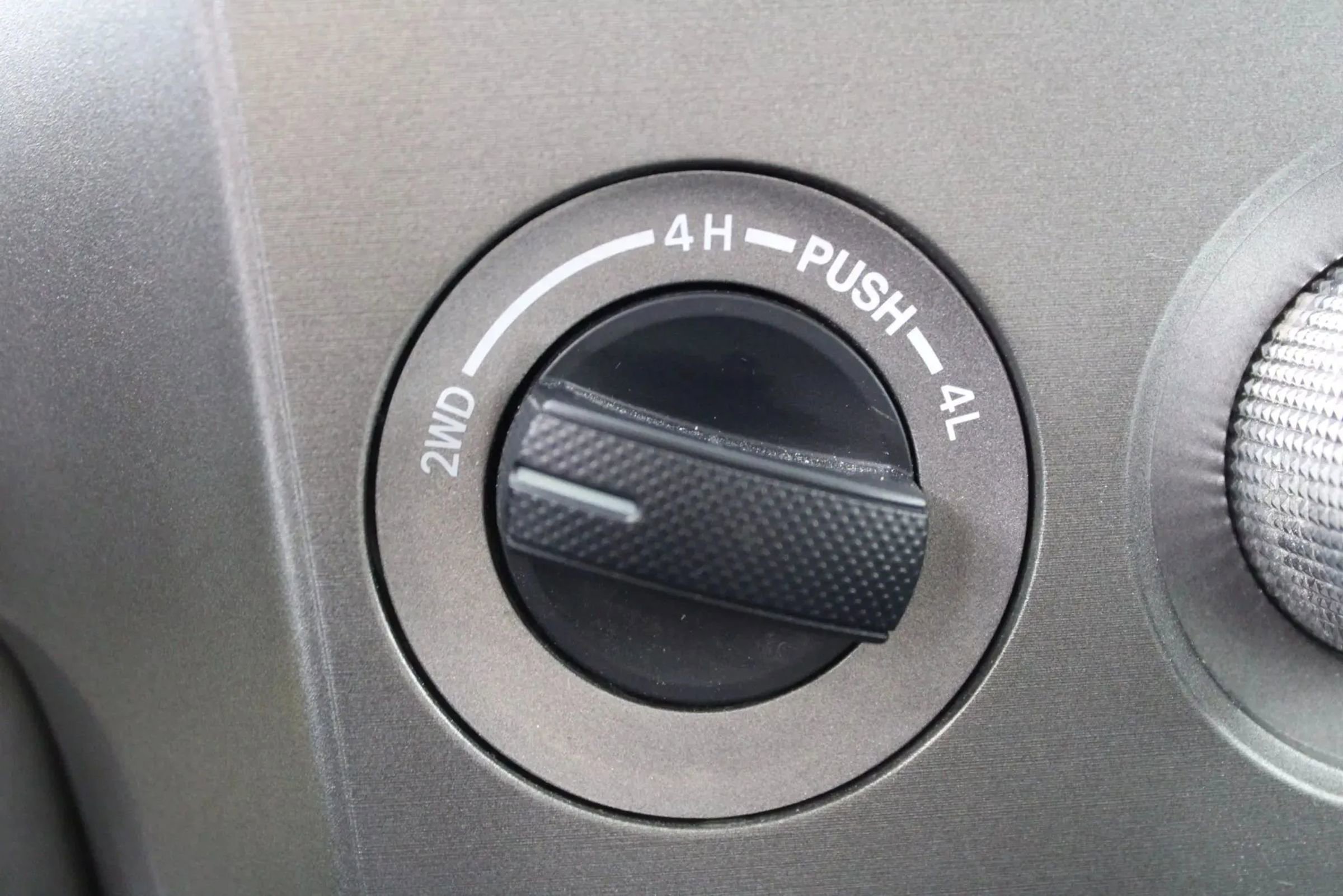 Used 2016 Toyota Sequoia Platinum image 18