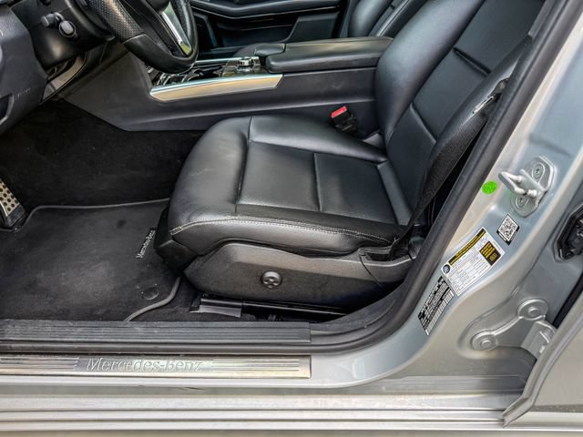 Used 2016 Mercedes-Benz E 350 Sedan image 23