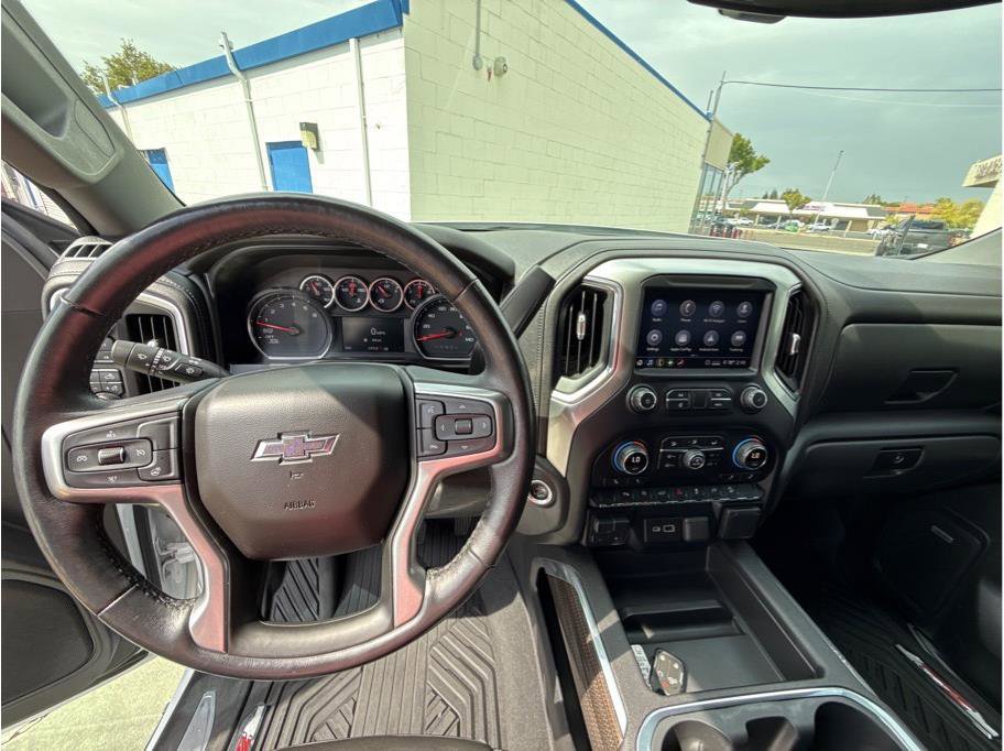 Used 2020 Chevrolet Silverado 1500 LT Trail Boss image 37