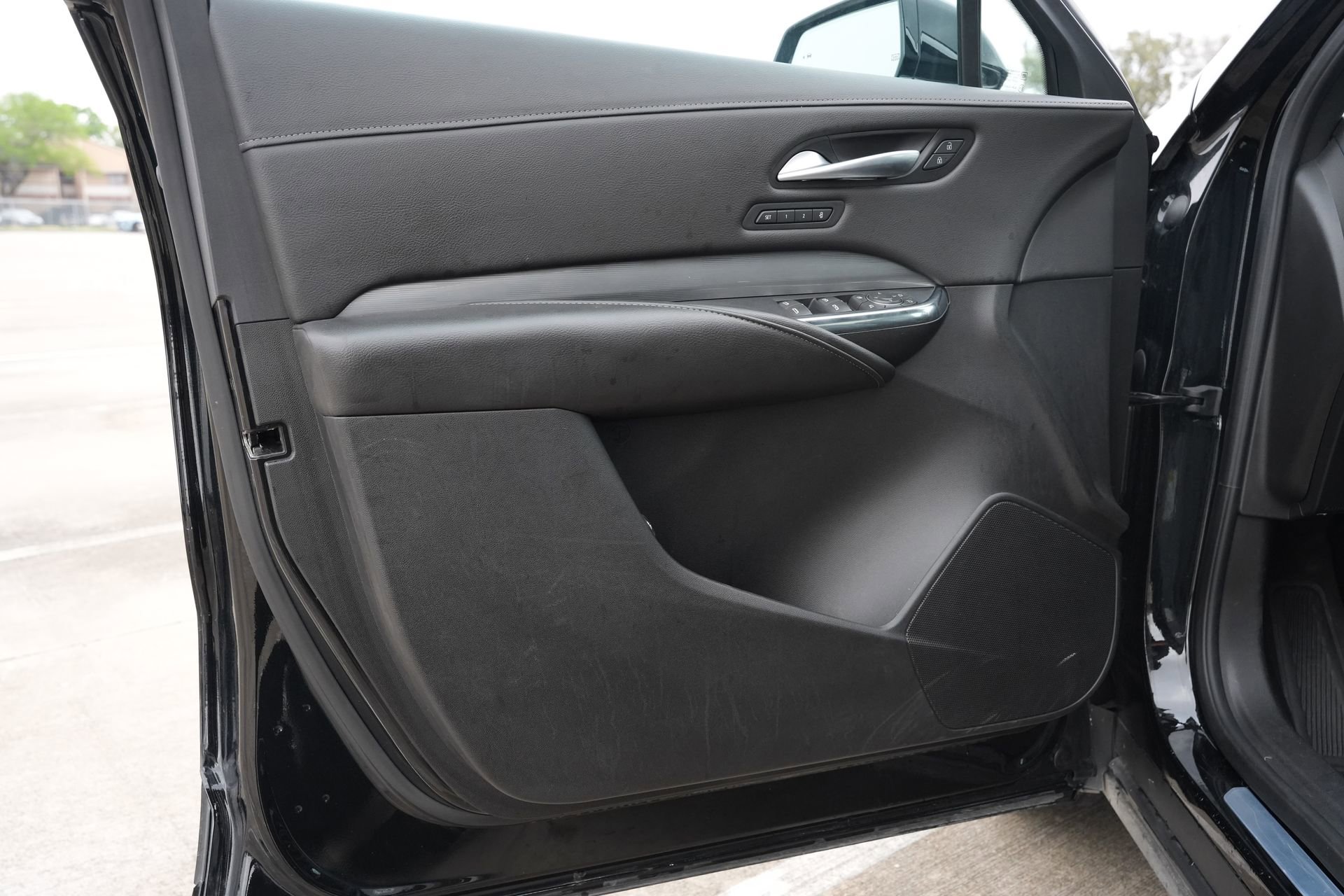 Certified 2025 Cadillac XT4 Premium Luxury image 19