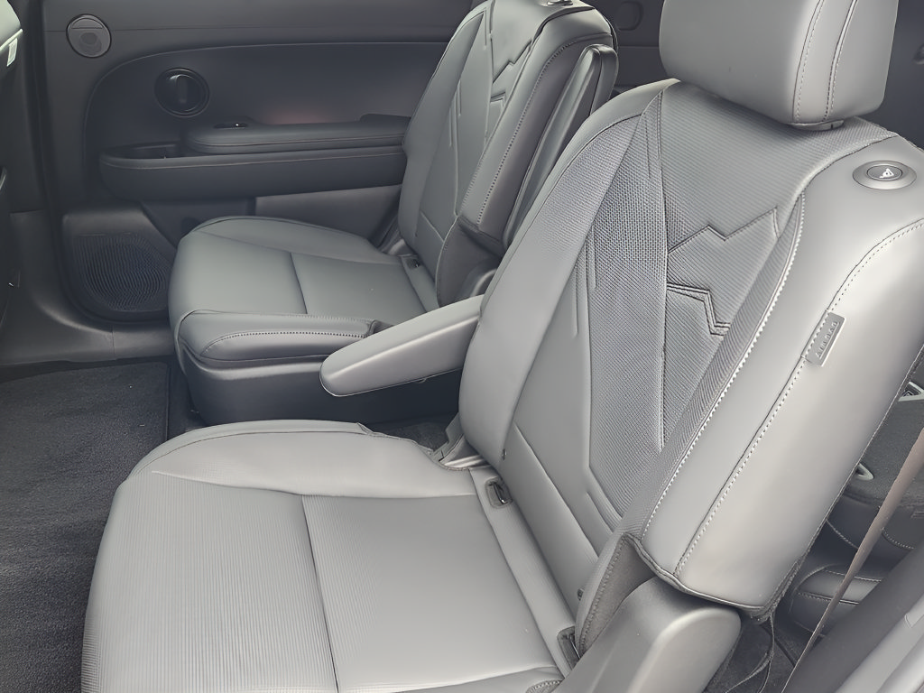 New 2026 Hyundai Palisade XRT Pro AWD/4WD image 9
