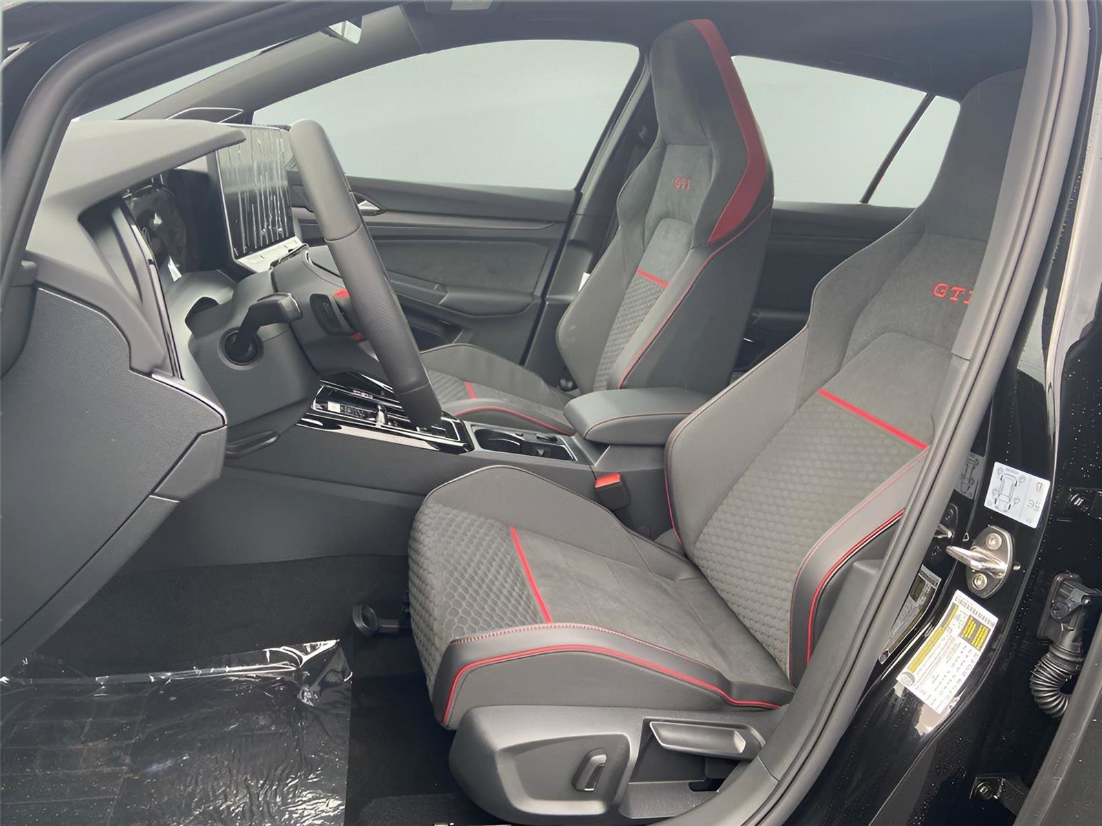 New 2026 Volkswagen Golf SE FWD image 8