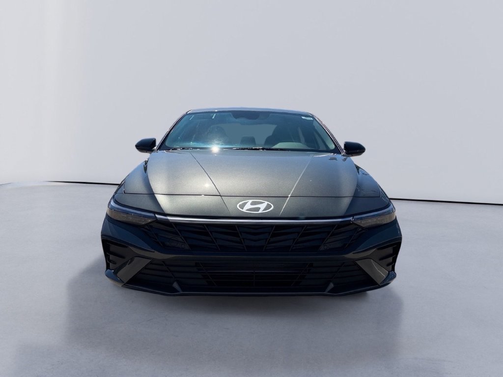 New 2026 Hyundai Elantra SEL Sport FWD image 8