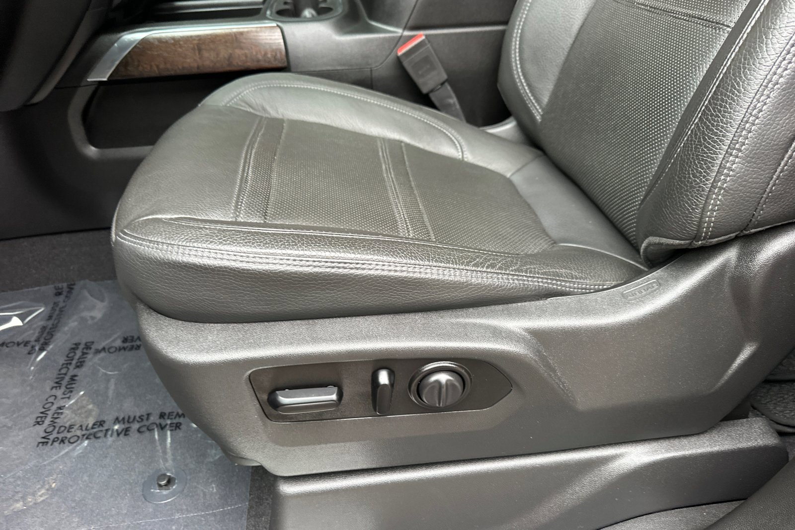 Certified 2020 GMC Sierra 1500 Denali w/ Denali Ultimate Package image 13