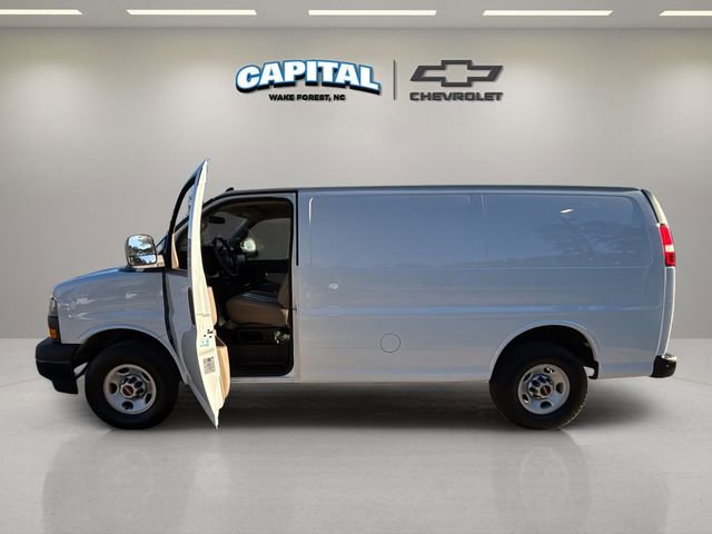Used 2023 GMC Savana 2500 w/ Driver Convenience Package RWD image 13
