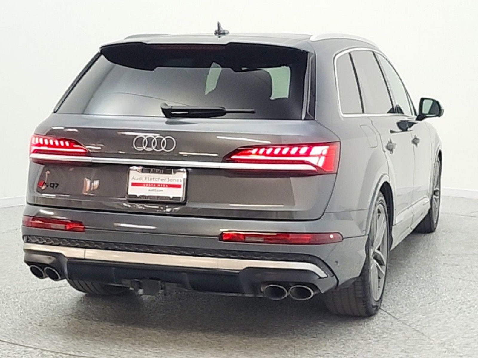 Used 2025 Audi SQ7 Premium Plus w/ S Sport Package AWD/4WD image 6
