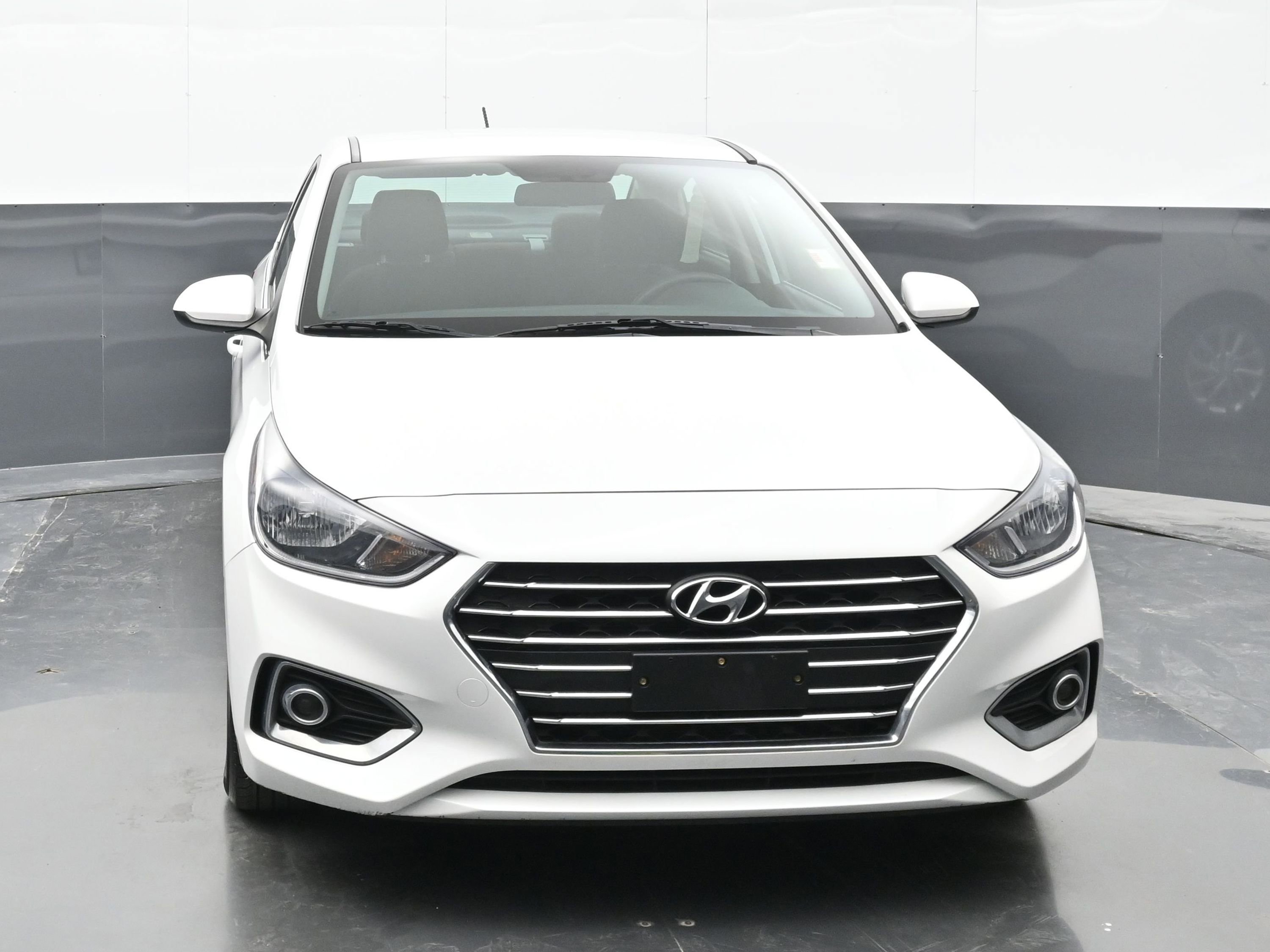 Used 2022 Hyundai Accent SEL w/ Cargo Package FWD image 7