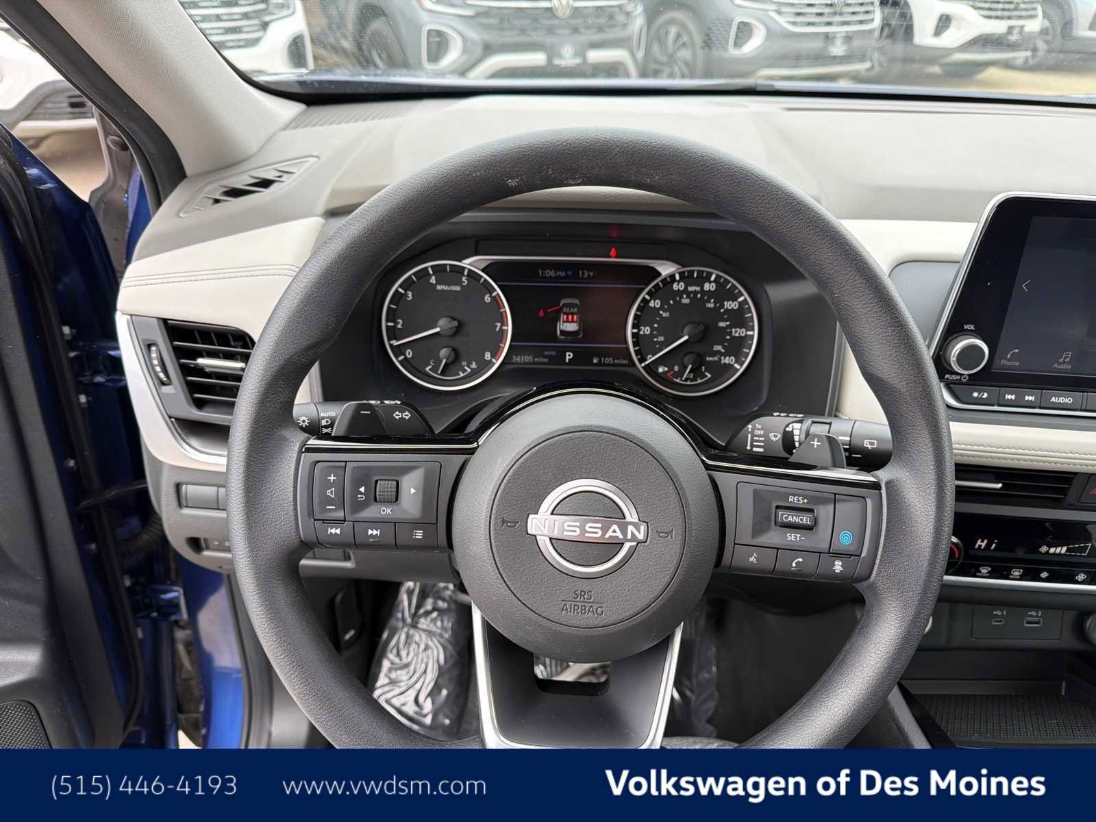 Used 2023 Nissan Rogue SV image 14