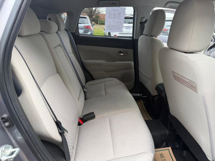 Used 2017 Mitsubishi Outlander Sport ES image 24