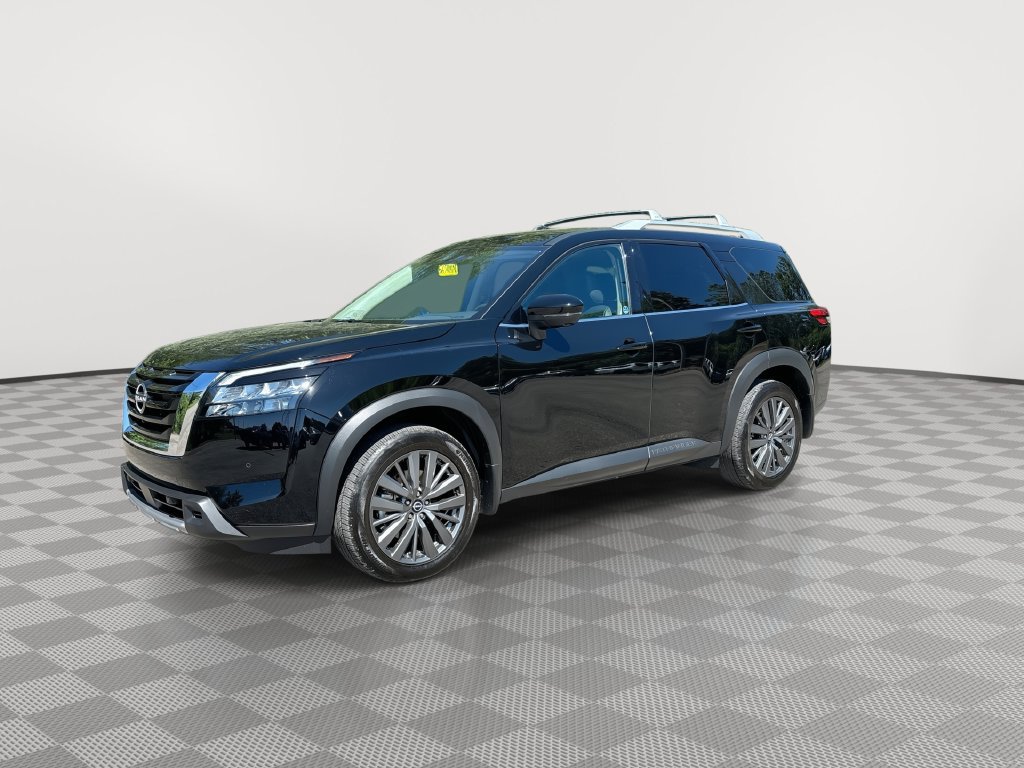 Certified 2025 Nissan Pathfinder SL w/ SL Premium Package FWD image 7