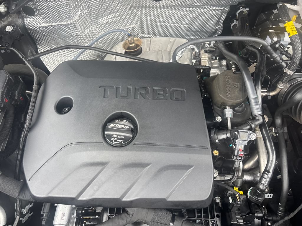 Used 2024 Buick Encore GX Preferred w/ Advanced Technology Package FWD image 28
