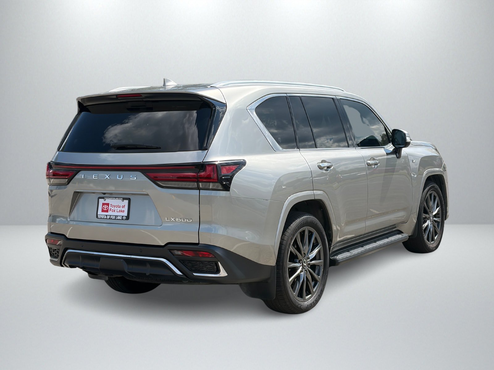 Used 2024 Lexus LX 600 F Sport AWD/4WD image 5