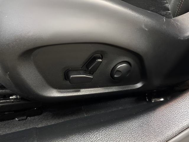 Used 2025 Jeep Compass Trailhawk w/ Trailhawk Elite Group image 36