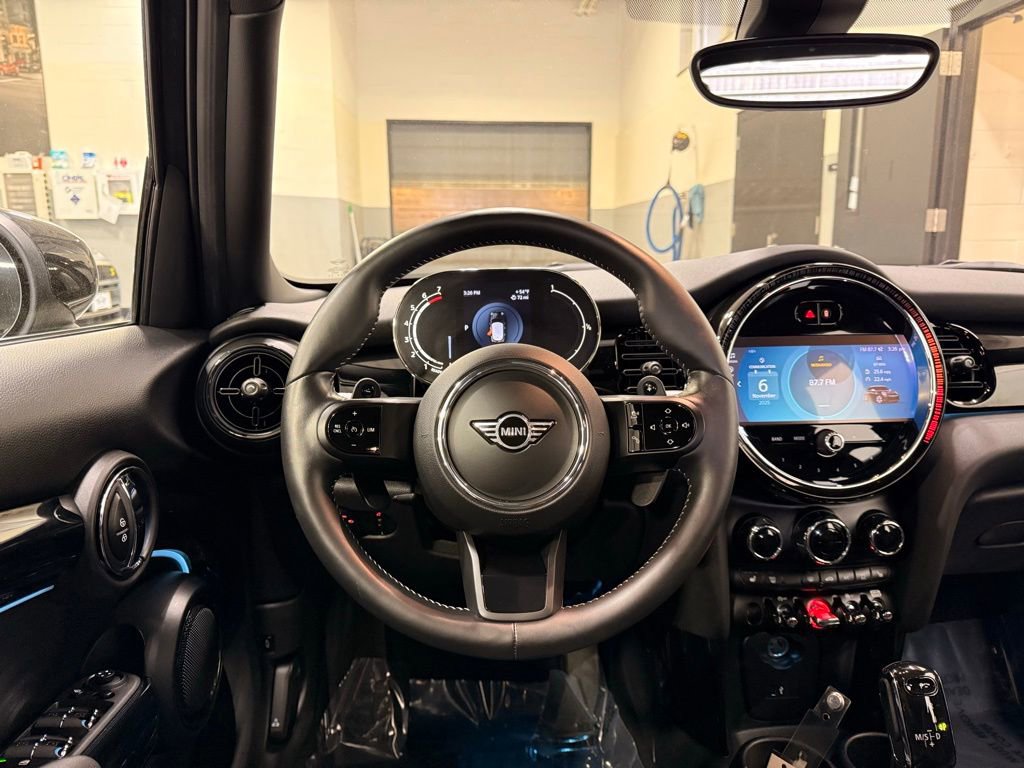 Used 2023 MINI Cooper S image 22