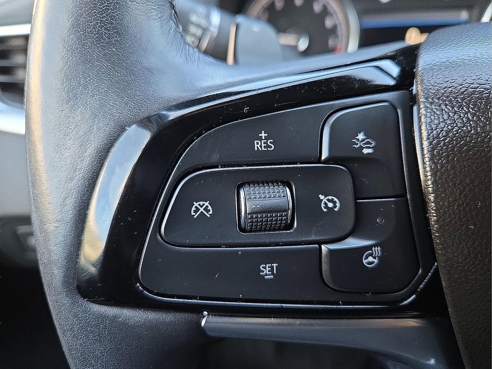 Certified 2024 Buick Enclave Essence w/ Experience Buick Package image 19