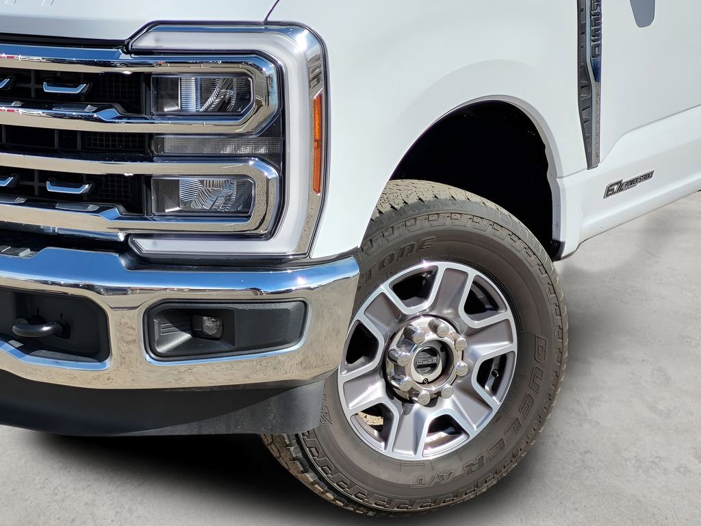 Used 2024 Ford F250 Lariat image 9