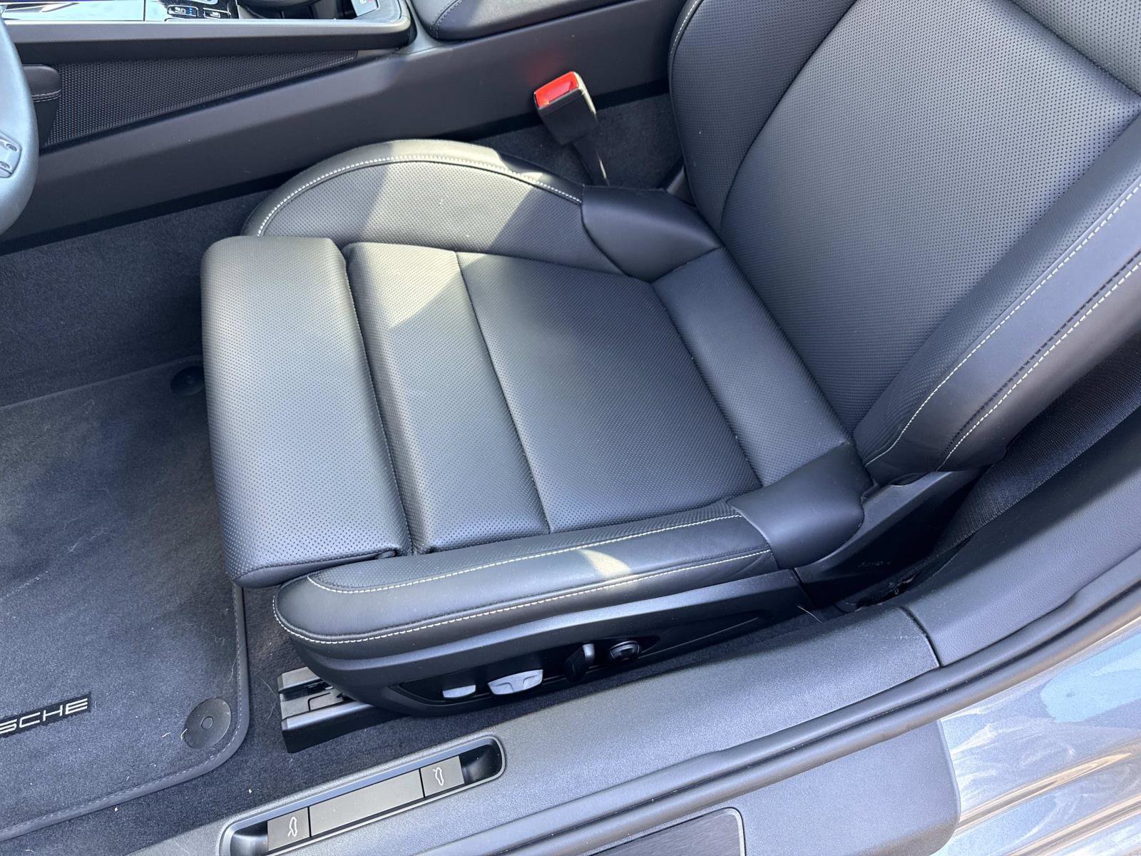 Certified 2025 Porsche 911 Targa 4 GTS image 15