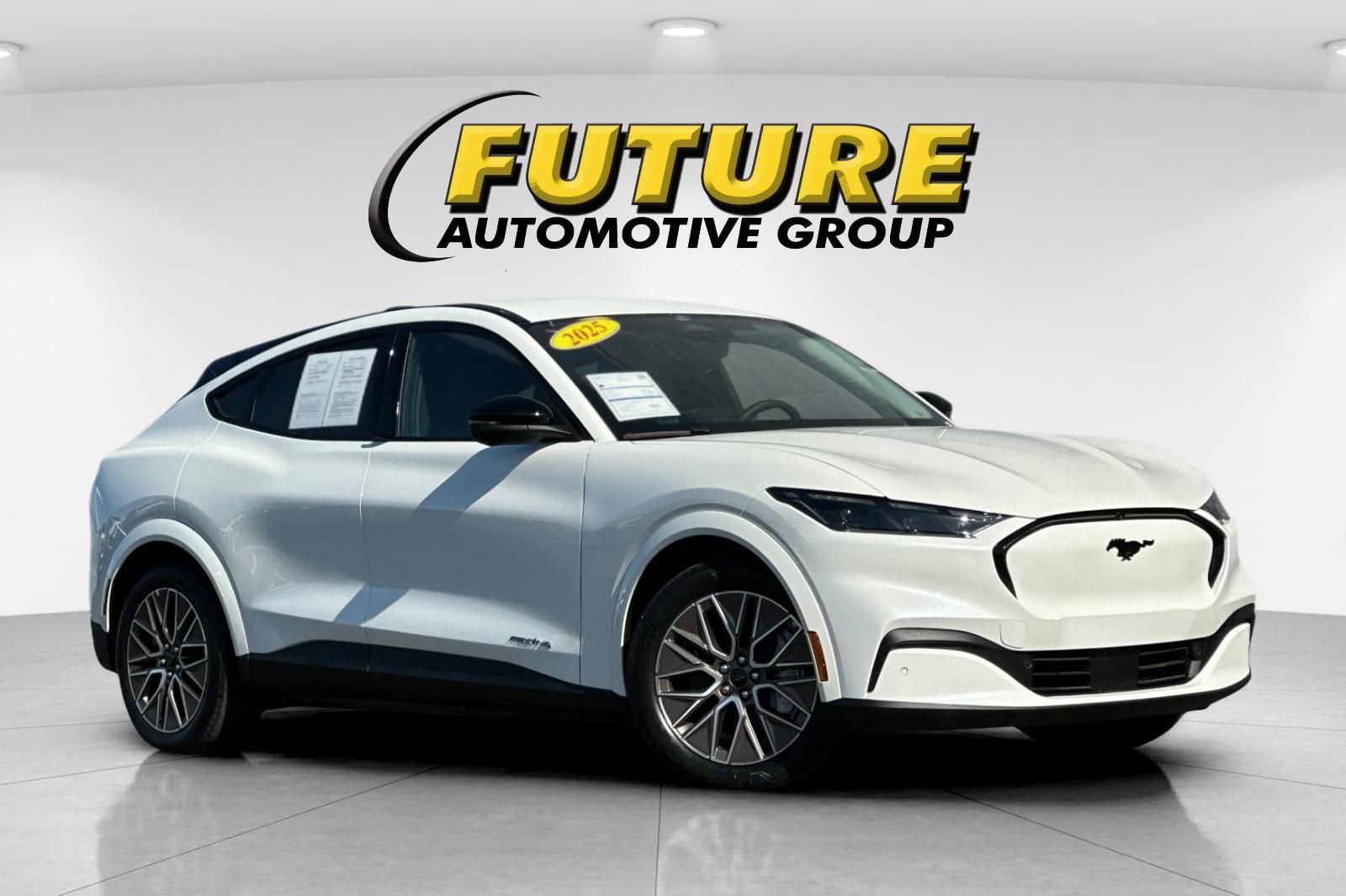 Certified 2025 Ford Mustang Mach-E Premium AWD/4WD image 1