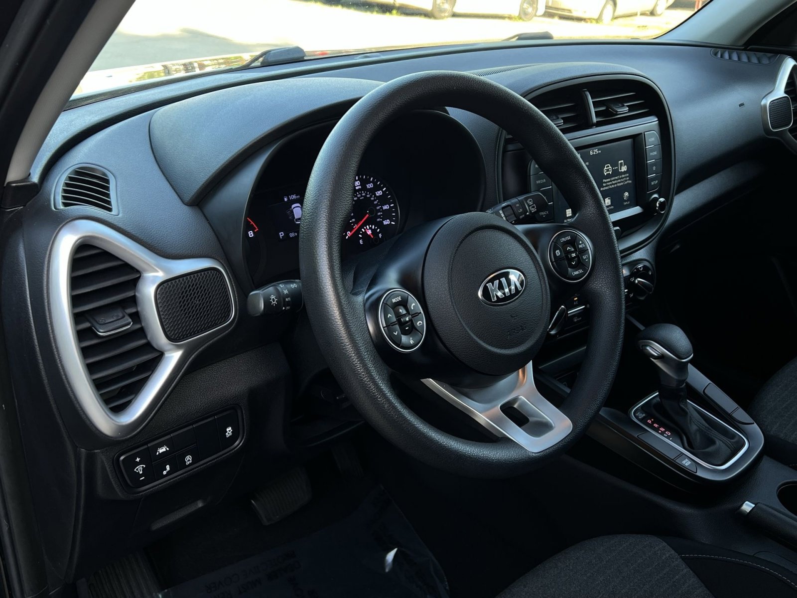 Used 2020 Kia Soul S FWD image 21