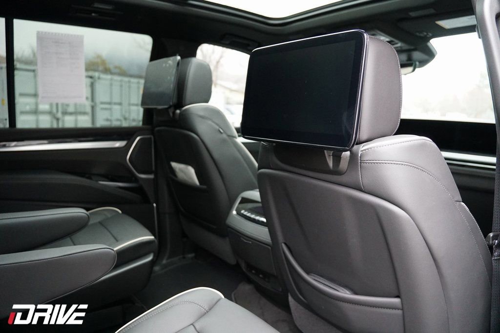 Used 2026 Cadillac Escalade Sport w/ Touring Package image 46