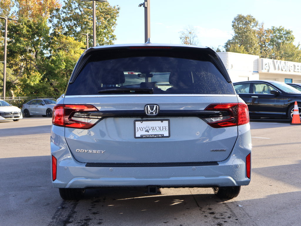 Certified 2025 Honda Odyssey Touring image 6