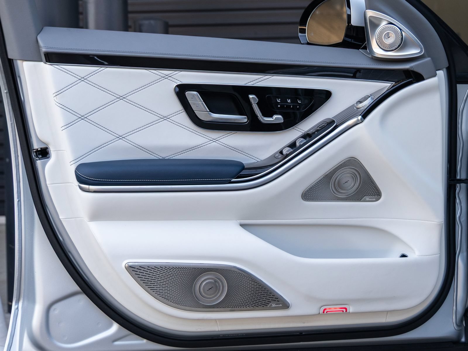 Used 2024 Mercedes-Benz Maybach S 680 4MATIC image 26