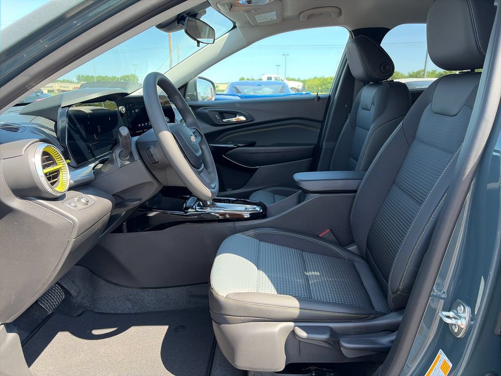 New 2026 Chevrolet Trax LT FWD image 14