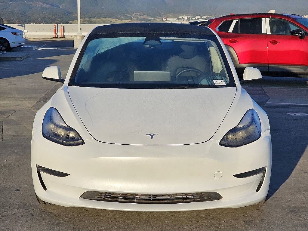 Used 2023 Tesla Model 3 Standard Range image 9