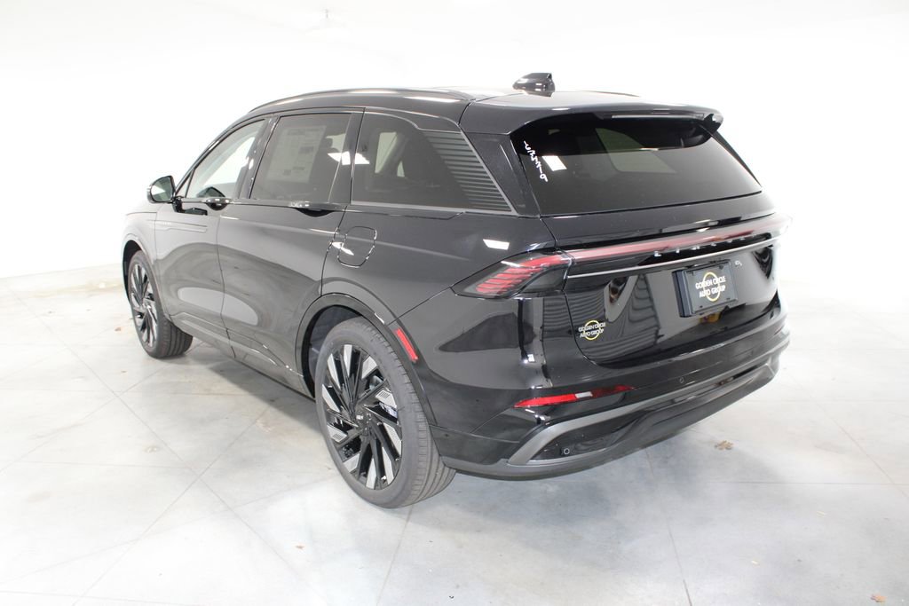 New 2026 Lincoln Nautilus Reserve image 6