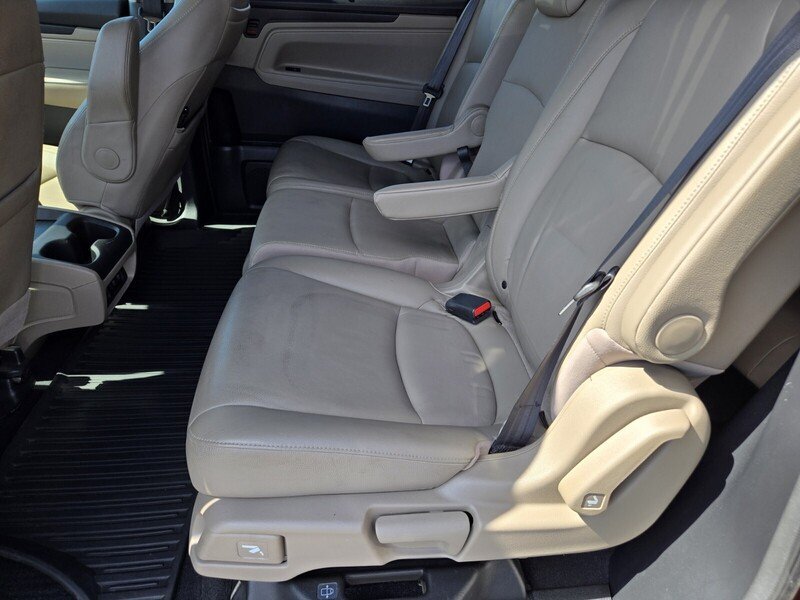 Used 2018 Honda Odyssey EX-L image 12