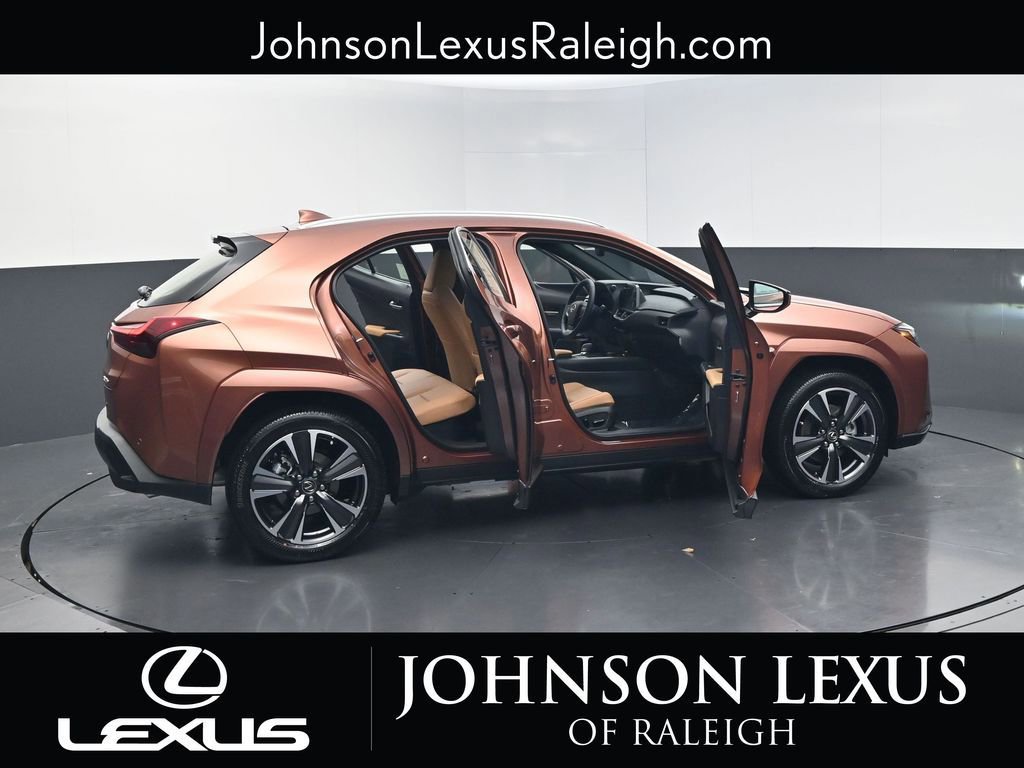 New 2026 Lexus UX 300h FWD image 31
