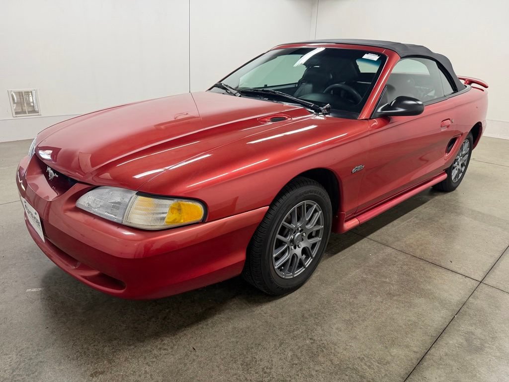 Used 1996 Ford Mustang GT RWD image 3