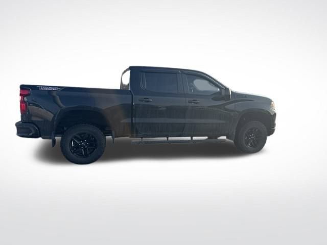 Used 2024 Chevrolet Silverado 1500 Custom Trail Boss w/ LPO, Dark Essentials Package image 6
