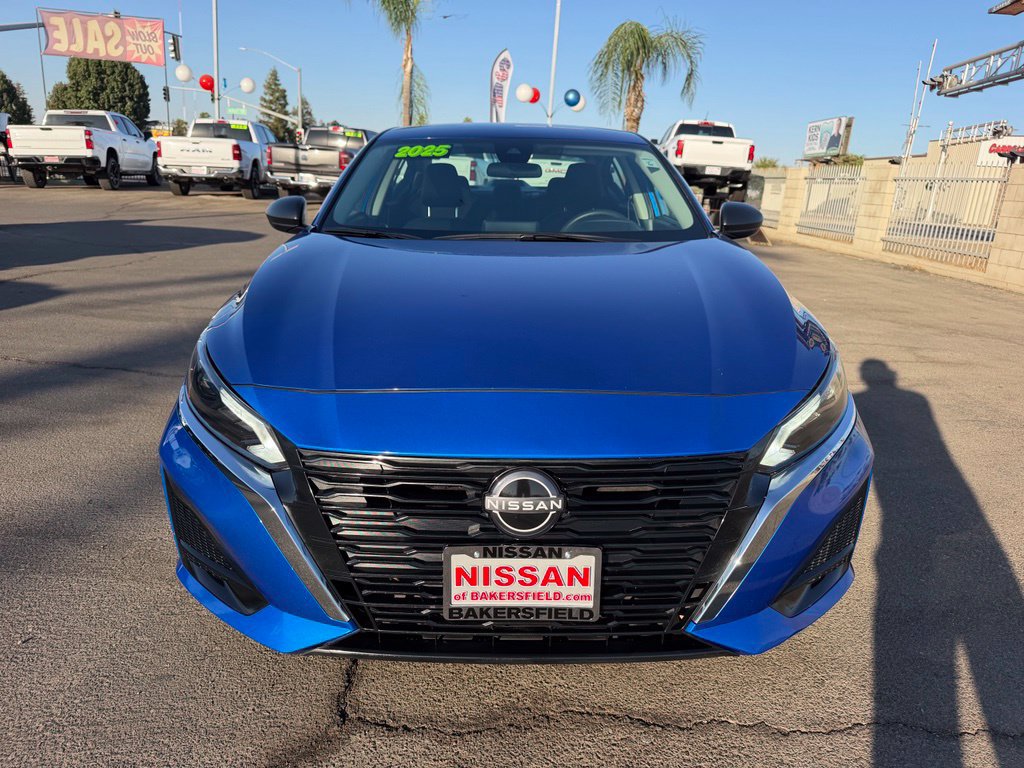 Certified 2025 Nissan Altima 2.5 SV FWD image 2
