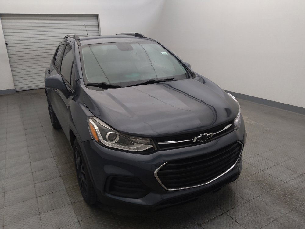 Used 2021 Chevrolet Trax LT w/ Sport Edition FWD image 14