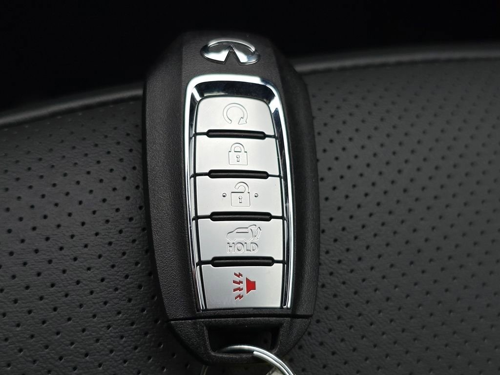 New 2025 INFINITI QX55 Essential image 38