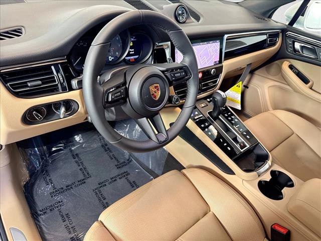 New 2026 Porsche Macan S AWD/4WD image 4