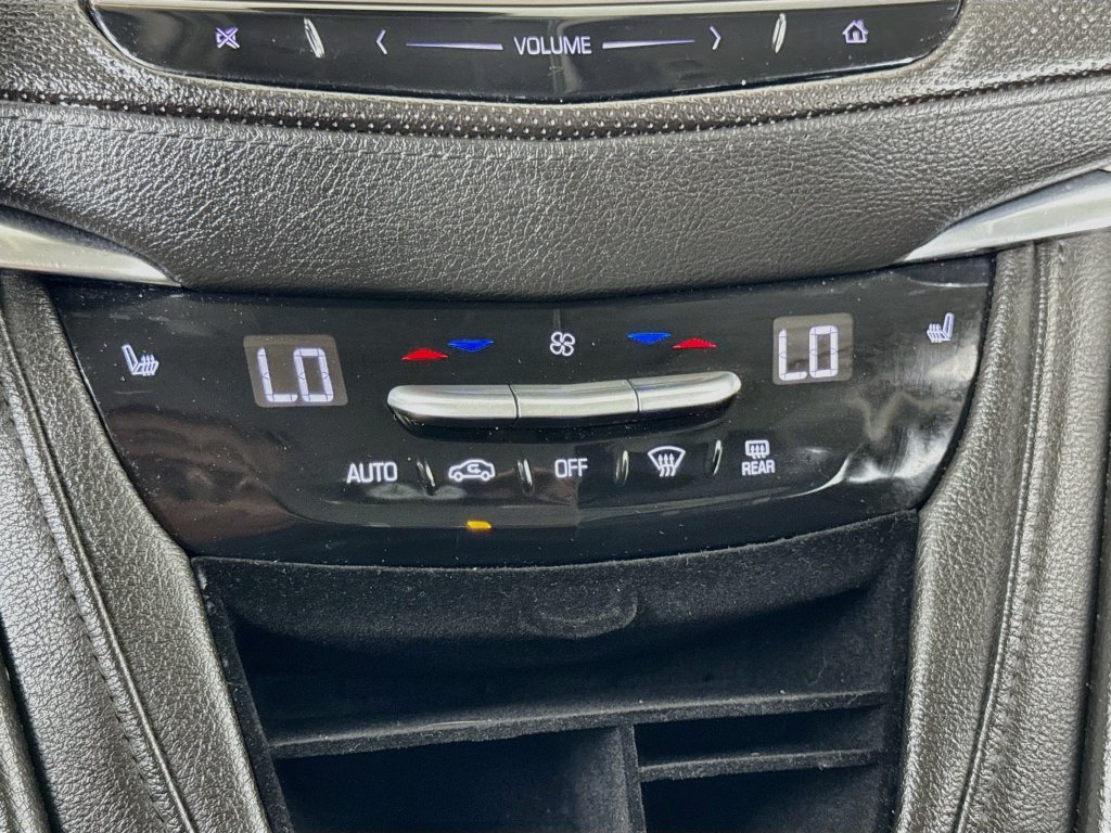 Used 2017 Cadillac XT5 Luxury w/ Driver Awareness Package FWD image 21