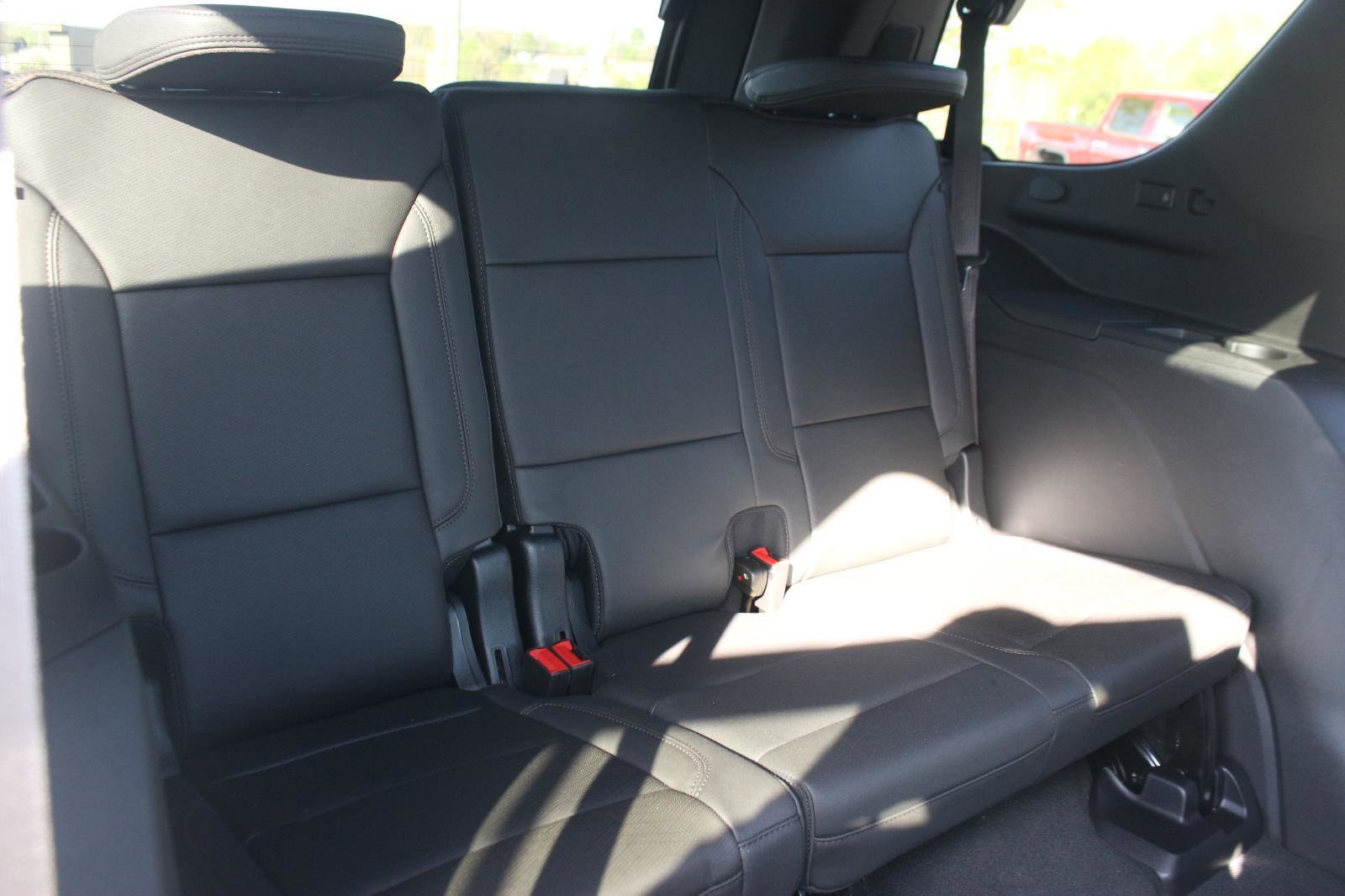 Used 2024 Chevrolet Tahoe High Country w/ Premium Package AWD/4WD image 38